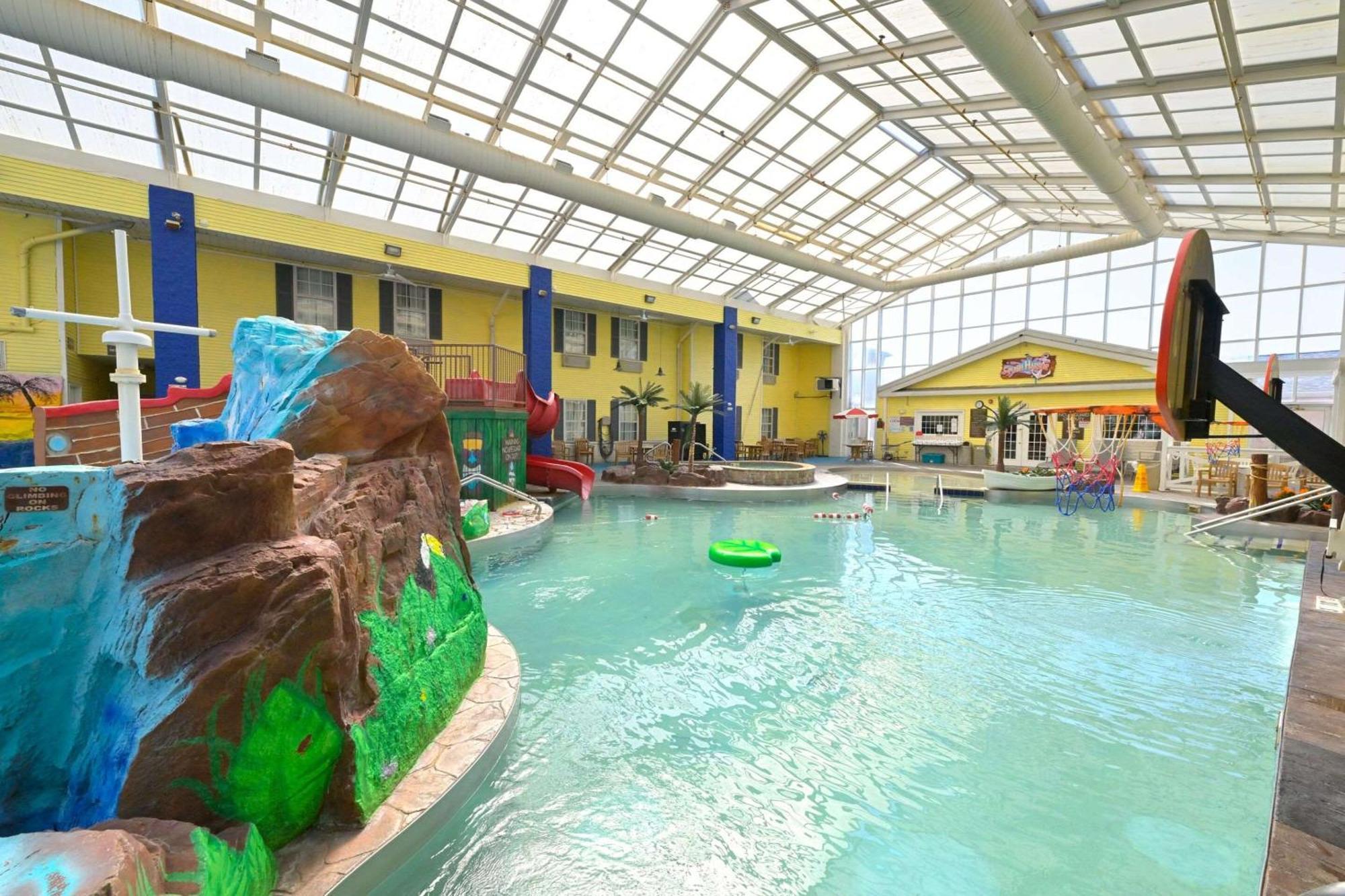 Comfort Inn Splash Harbor Bellville Esterno foto